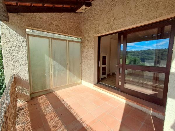 CARNOUX-EN-PROVENCE – GRANDE MAISON 201 M² – 3 LOGEMENTS – PISCINE – GRAND GARAGE – VUE DÉGAGÉE