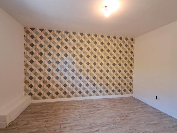 CARNOUX-EN-PROVENCE – GRANDE MAISON 201 M² – 3 LOGEMENTS – PISCINE – GRAND GARAGE – VUE DÉGAGÉE