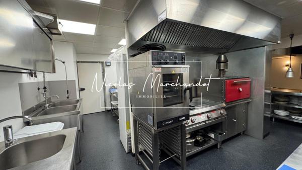 MURS ET FONDS- Restaurant haut de gamme unique – emplacement premium, concept exclusif et fort potentiel