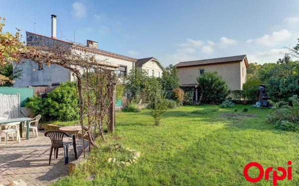 Maison à vendre    4 pièces • 107,25 m2 Villeurbanne