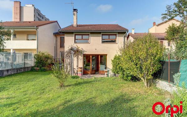 Maison à vendre    4 pièces • 107,25 m2 Villeurbanne