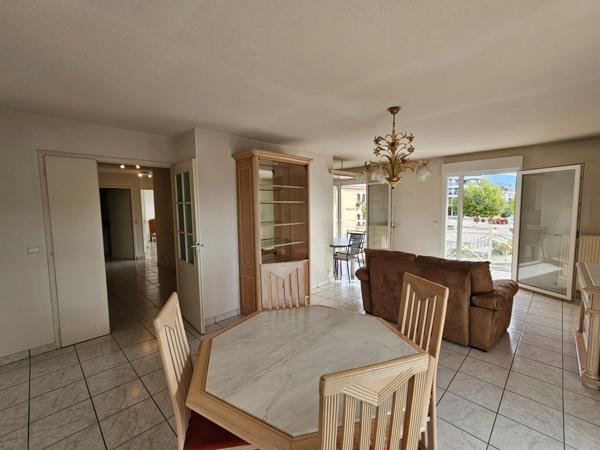 Appartement à vendre 3 pièces  (74) Vétraz-Monthoux - 75 m² - GARAGE - CAVE