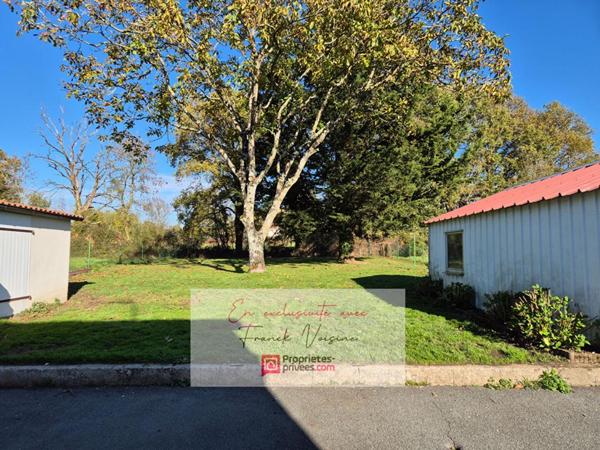 A VENDRE en Exclusivité aux Herbiers, maison de 102 m2 avec 4 chambres sur une parcelle de 1000 m2 env