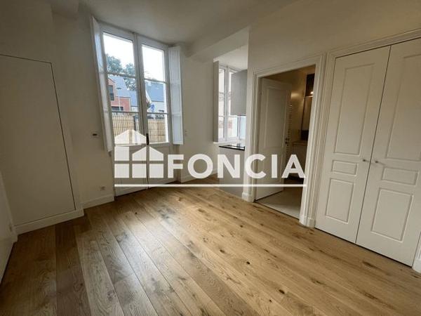 Location Studio 17.8 m² - 13 RUE DU BOURGNEUF Chartres 28000