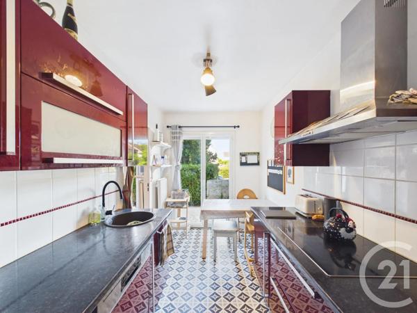 Maison à vendre  6 pièces - 142 m 2   RAMBOUILLET  - 78