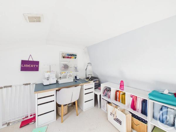 Maison à vendre  6 pièces - 142 m 2   RAMBOUILLET  - 78