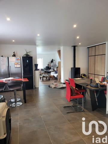 Maison à vendre 5 pièces 145 m² Saint-Malo-des-Trois-Fontaines