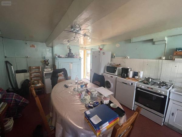 Maison à vendre à Ambrières-les-Vallées en Mayenne (53300), ref : 485