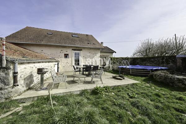 Maison individuelle de caractère avec 1100 m² de terrain