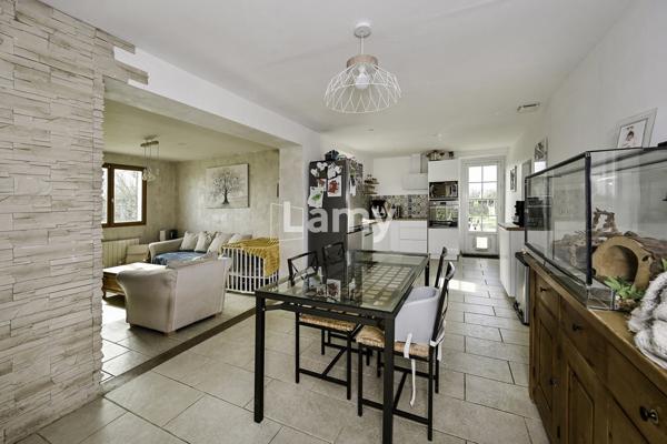 Maison individuelle de caractère avec 1100 m² de terrain