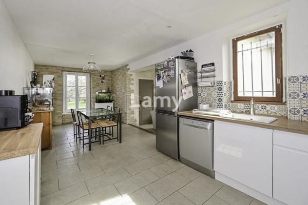 Maison individuelle de caractère avec 1100 m² de terrain