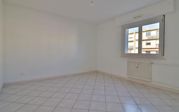 Appartement à vendre    3 pièces • 77 m2 Colmar
