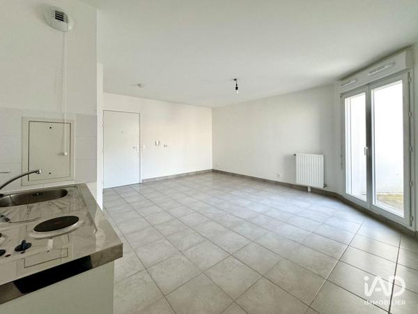 Location studio 31 m² Châtillon