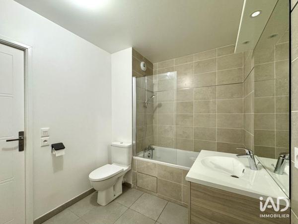 Location studio 31 m² Châtillon