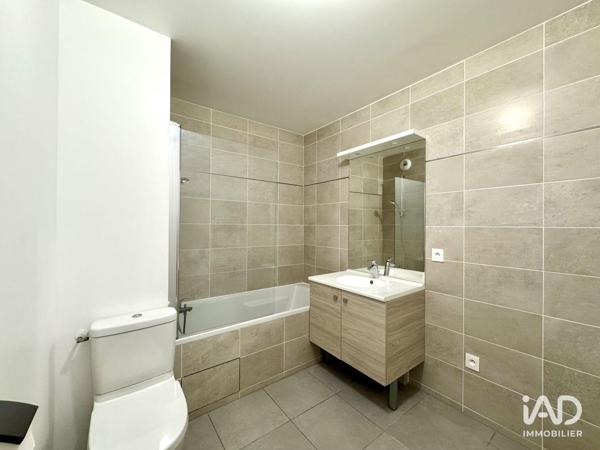 Location studio 31 m² Châtillon