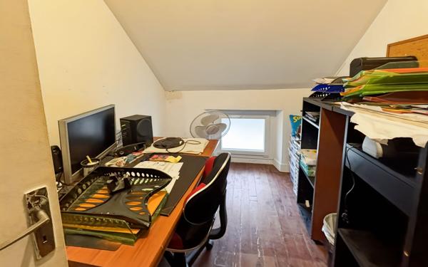 Maison à vendre    6 pièces •  Razac-sur-l'Isle