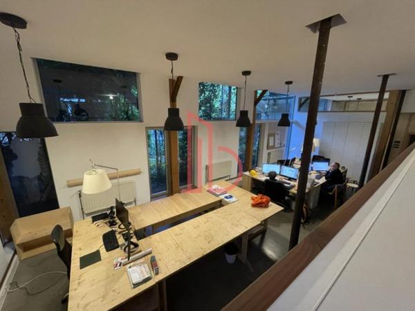 Bureau de 296 m² à louer à Bordeaux Chartrons