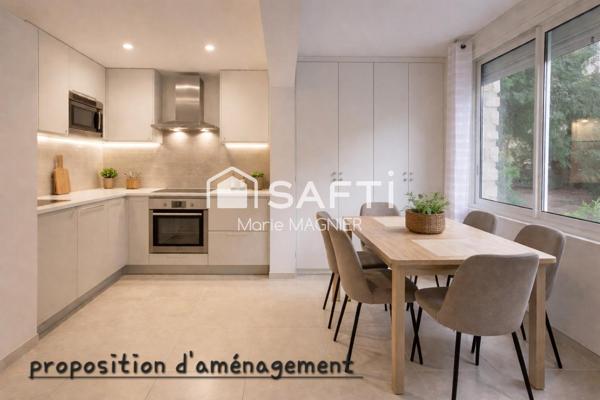 A rénover à votre goût : rare sur le secteur maison de ville T4 de 61m2  avec double terrasses, jardin privatif et garage, commerces plage et port à pied !