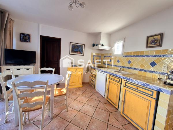 Rare sur le secteur maison de ville T4 de 61m2  avec double terrasses, jardin privatif et garage, commerces plage et port à pied !