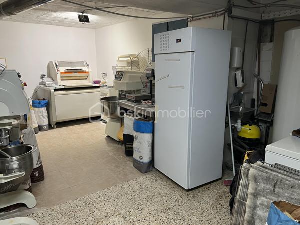 Local commercial de 103 m²