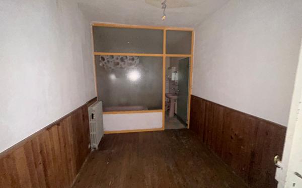 Immeuble à vendre    3 pièces •  Agen