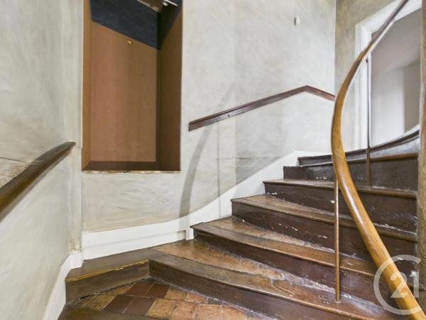 Maison à vendre  9 pièces - 360 m 2   CHARTRES  - 28