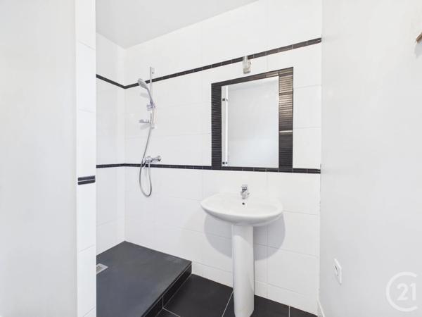 Maison à vendre  9 pièces - 360 m 2   CHARTRES  - 28