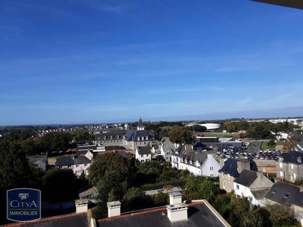 Appartement à louer 2 pièces 53.94m² Saint-Brieuc (22000)
