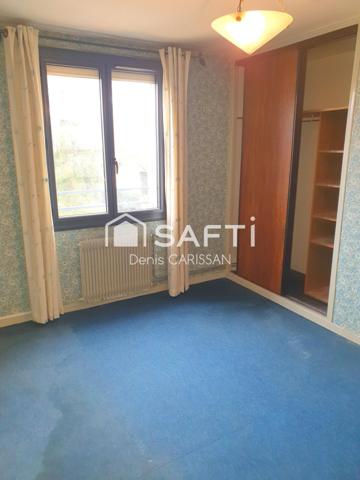 Maison 93M² 4 pièces, avec jardin, garage et cave, proche centre ville.