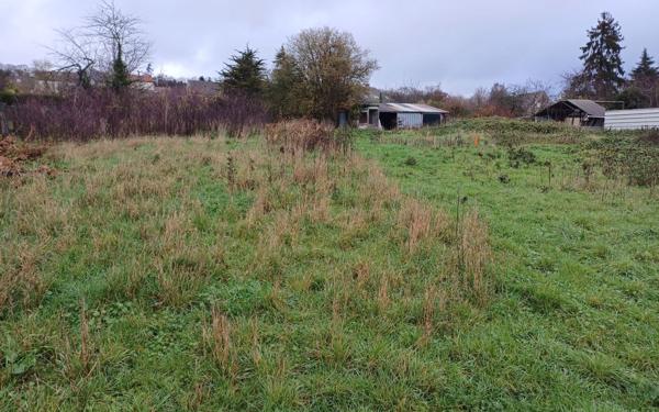 Maison à vendre    2 pièces •  Château-Thierry