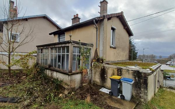 Maison à vendre    2 pièces •  Château-Thierry