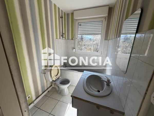 Location Studio 25 m² - 1-3 RUE DU DOCTEUR MOURAS Besancon 25000