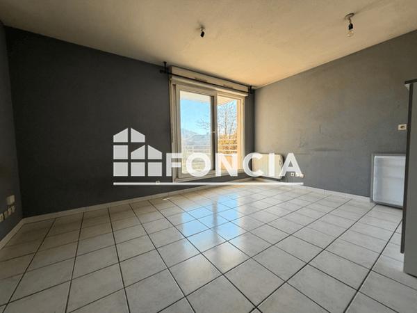 Location Studio 25 m² - 1-3 RUE DU DOCTEUR MOURAS Besancon 25000