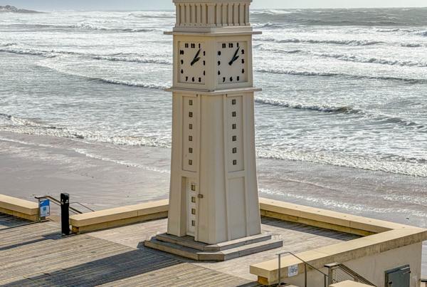VIVANEAU – Appartement face mer au centre du Remblai