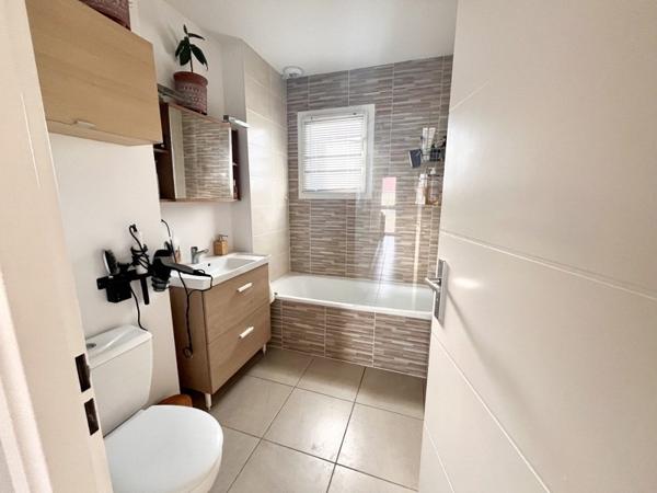 Maison à vendre 301 815 € Eysines 3 p 65 m² DPE C