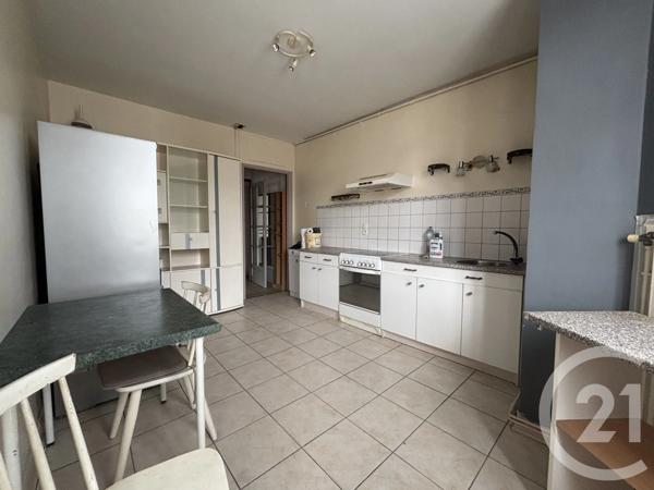 Appartement T3 à vendre  4 pièces - 62,32 m 2   BAGNOLES DE L ORNE NORMANDIE  - 61