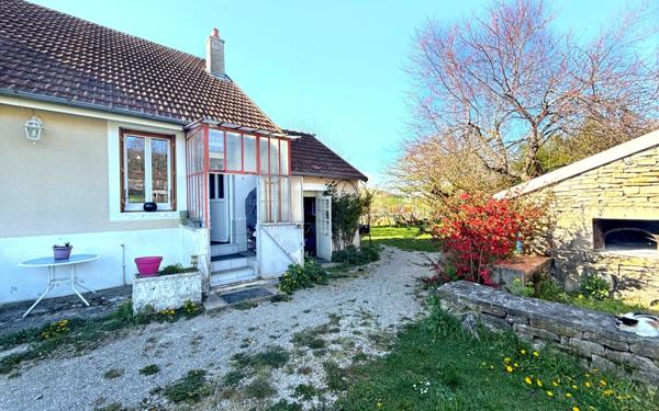 Maison à vendre    6 pièces • 132,96 m2 Quemigny-Poisot