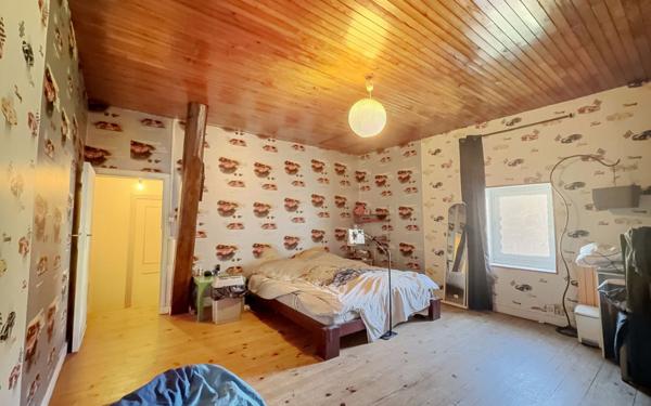 Maison à vendre    6 pièces • 132,96 m2 Quemigny-Poisot