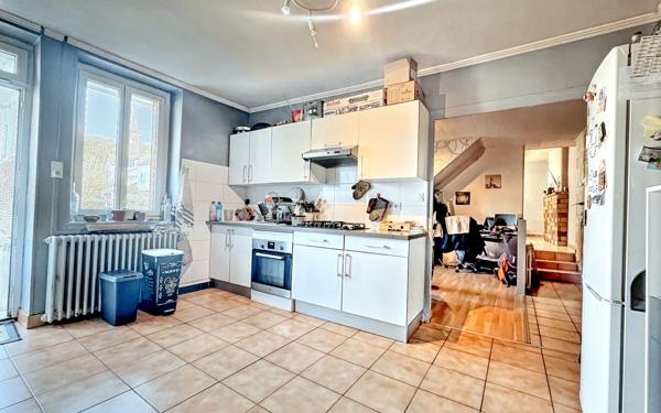 Maison à vendre    6 pièces • 132,96 m2 Quemigny-Poisot