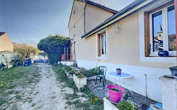 Maison à vendre    6 pièces • 132,96 m2 Quemigny-Poisot