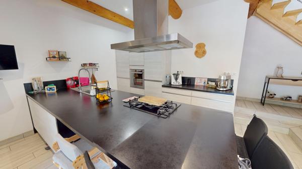 Saint-Roman-de-Codières (30440) Superbe maison T5 dans les Cévennes – Alliance parfaite entre charme d’antan et confort moderne