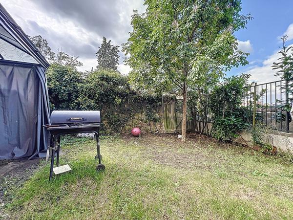 Appartement VALENTON 2 pièces 42m² avec terrasse et jardin privatif!