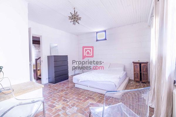 Appartement Villeneuve Les Avignon 3 pièce(s) 90 m2