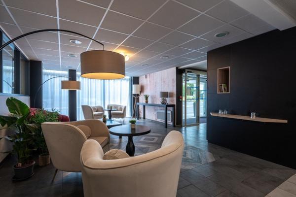INVESTISSEMENT LOCATIF – Tours – Résidence d’Affaires Nemea Appart'Hotel Quai Victor Tours Centre - 5,53% de rentabilité