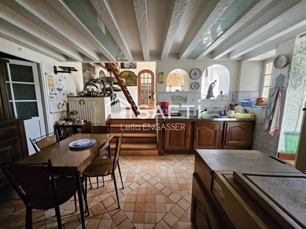 Maison familiale avec piscine, sauna