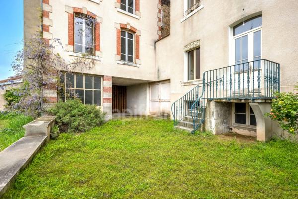 Maison à vendre 17 pièces PANISSIERES (42)