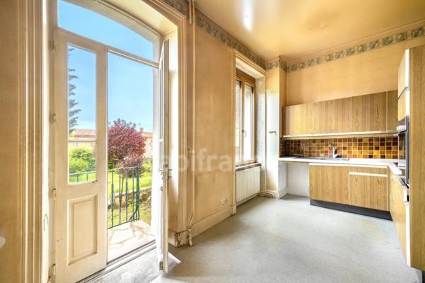 Maison à vendre 17 pièces PANISSIERES (42)