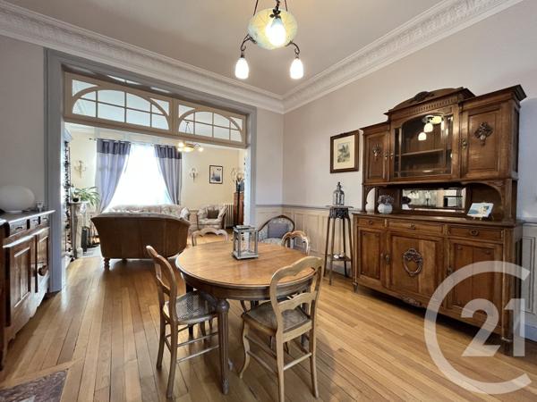 Maison à vendre  8 pièces - 218,71 m2 ST QUENTIN - 02