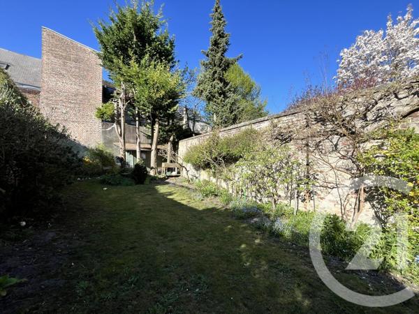 Maison à vendre  8 pièces - 218,71 m2 ST QUENTIN - 02