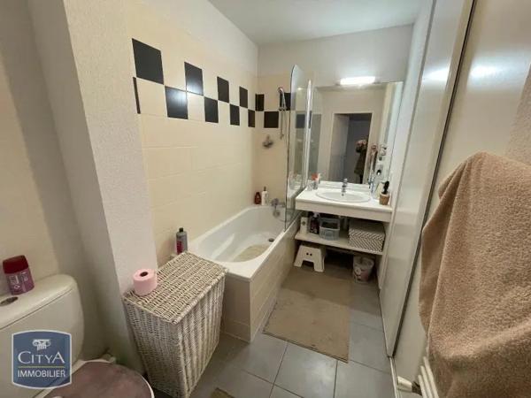 Maison à louer 4 pièces 82m² Pau (64000)